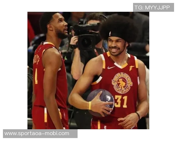 全明星候选名单揭晓申京切特CC猛龙巴恩斯等球员入围概率超90